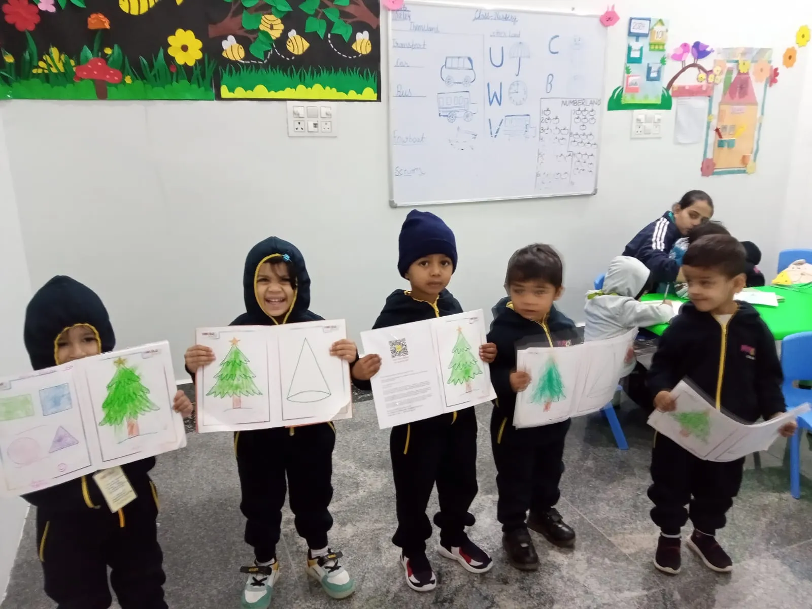 Children working together on a group activity at Makoons Rohta Agra